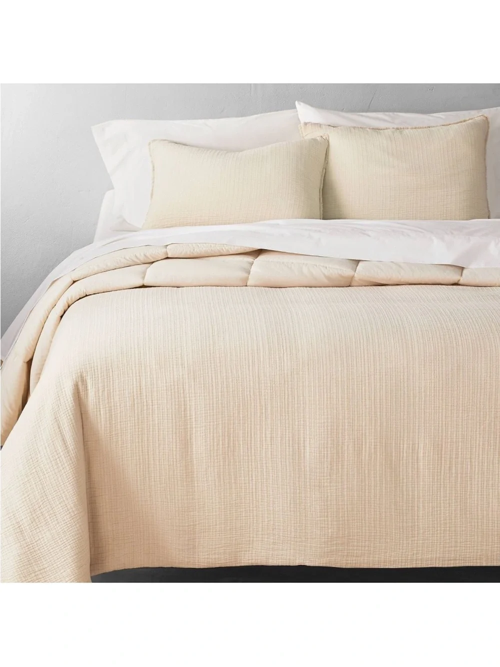 NWT King/ California King Textured Chambray Comforter & Sham Set Natural - Casal